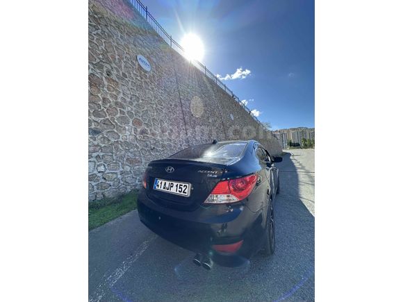 Yeni muayeneli Hyundai Accent Blue 1.6 CRDI 