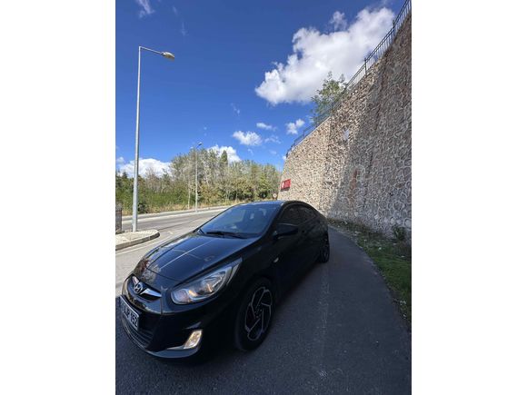 Yeni muayeneli Hyundai Accent Blue 1.6 CRDI 