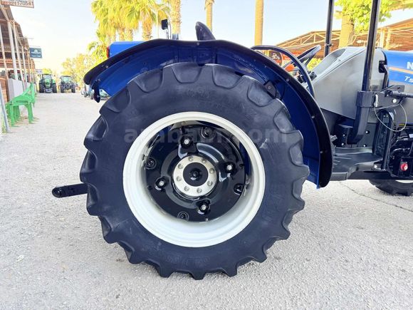 2021 model NEW HOLLAND T580B