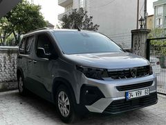 Sahibinden Peugeot Rifter 1.5 BlueHDI Allure 2024 Model 