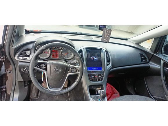 Tesla Ekranlı Opel Astra J