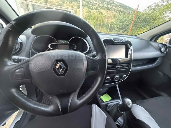Sahibinden Renault Clio 1.5 dCi Touch 2015 Model 