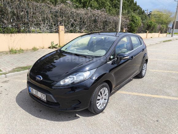 Sahibinden Ford Fiesta 1.25 Trend 2010 Model