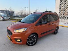Sahibinden Ford Tourneo Courier 1.5 TDCi Titanium Plus 2022 Model Kocaeli 56.000 km Turuncu