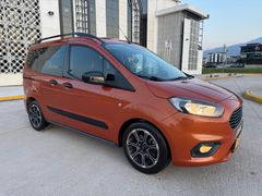 Sahibinden Ford Tourneo Courier 1.5 TDCi Titanium Plus 2022 Model Kocaeli 52.000 km Turuncu