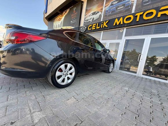 Galeriden Renault Fluence 1.5 dCi Privilege 2012 Model Muş