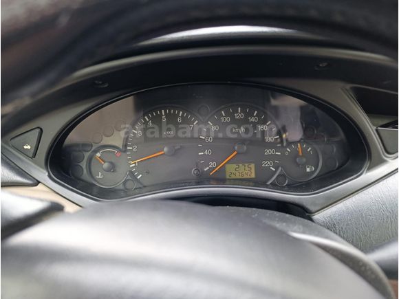 Sahibinden Ford Focus 1.6 Ghia 2001 Model