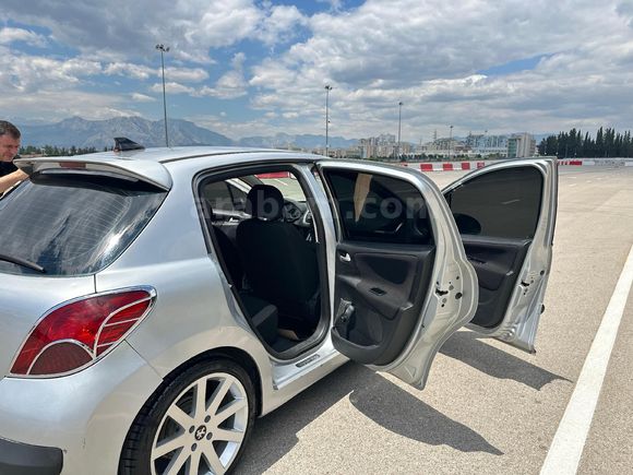 ÖZEL PLAKALI SATIŞTA BAKIMLI DOLU DOLU