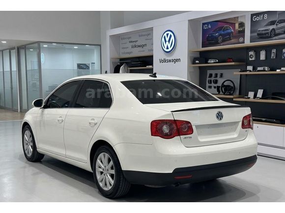 MEMURDAN 1.6 DÜZ MOTOR 2008 JETTA