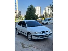 Sahibinden Renault Megane 1.6 RTA 2000 Model