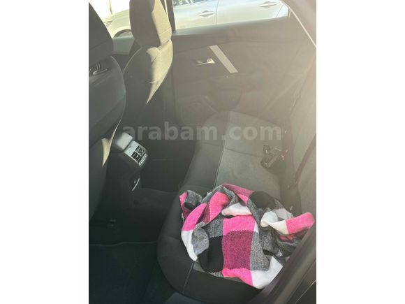 Sahibinden Citroen C4 X 1.2 PureTech Shine 2024 Model 