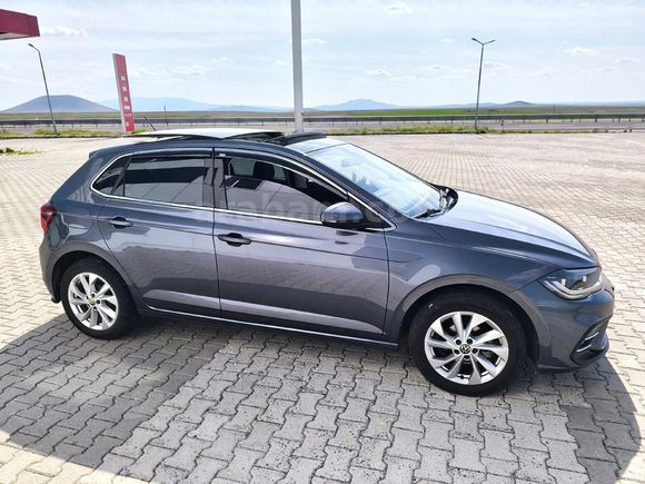 Polo 1.0TSI Style 2022 Model  Gri