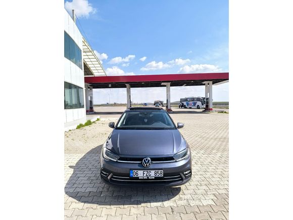 Polo 1.0TSI Style 2022 Model  Gri