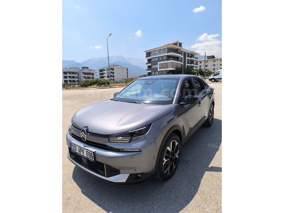 2025 C4 X 1.2 PURETECH MAX EAT8- İLK SAHİBİNDEN-NOKTA HATASIZ! + SİYAH TAVAN+EKSTRALAR...