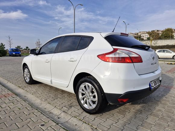 Sahibinden Renault Megane 1.5 dCi Extreme 2012 Model