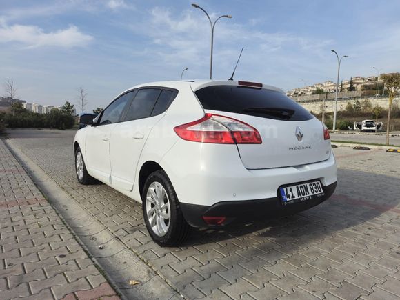 Sahibinden Renault Megane 1.5 dCi Extreme 2012 Model