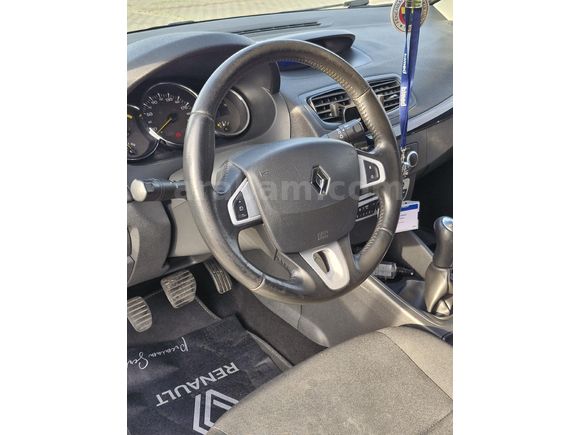 Sahibinden Renault Megane 1.5 dCi Extreme 2012 Model