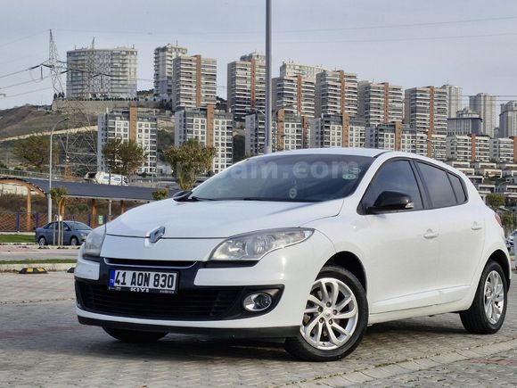 Sahibinden Renault Megane 1.5 dCi Extreme 2012 Model