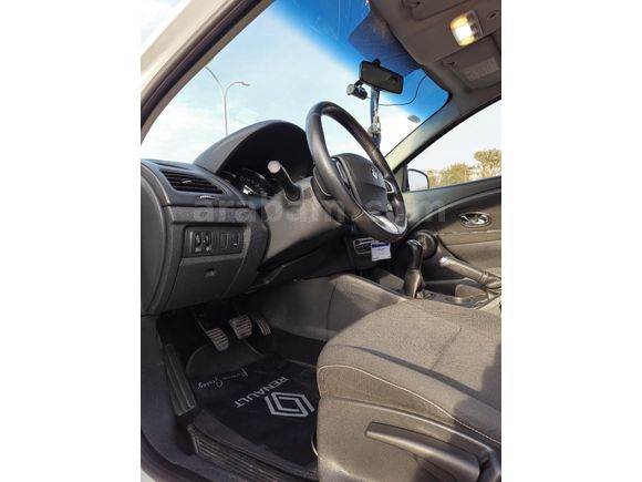Sahibinden Renault Megane 1.5 dCi Extreme 2012 Model