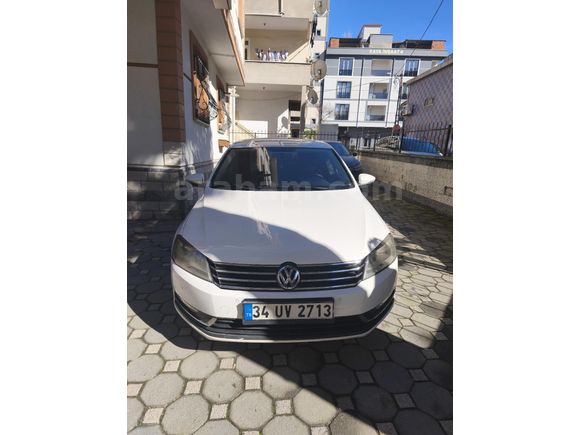Sahibinden Volkswagen Passat 1.4 TSi BlueMotion Trendline 2012 Model  142.000 km Beyaz