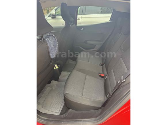 Sahibinden Renault Clio 1.0 TCe Touch 2023 Model 