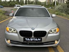 Galeriden BMW 5 Serisi 525d xDrive Premium 2012 Model  2015 çıkışlı 
