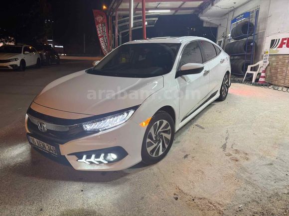 Sahibinden Honda Civic 1.6i VTEC Executive 2019 Model  182.600 km Beyaz