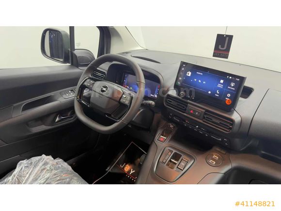 JOY AUTO 2026 '0' KM OPEL COMBO EDİTİON PRO EKRAN/YÜKSEK KONSOL