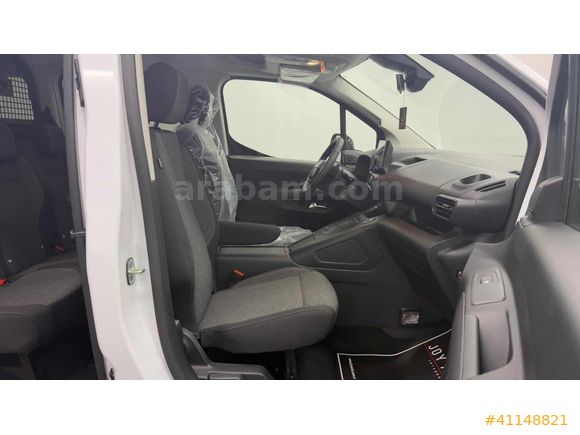 JOY AUTO 2026 '0' KM OPEL COMBO EDİTİON PRO EKRAN/YÜKSEK KONSOL