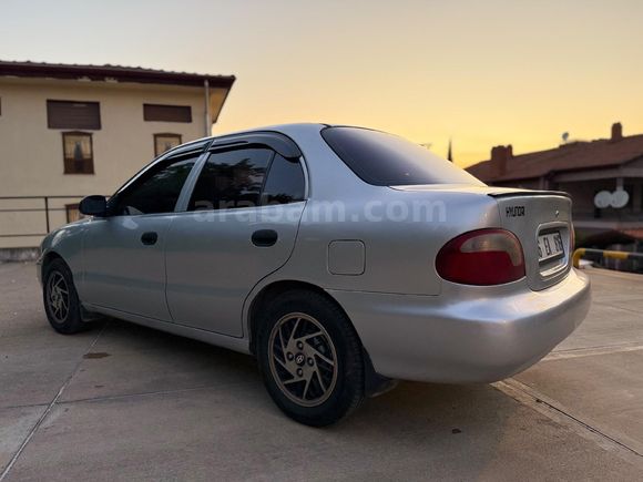 Sahibinden Hyundai Accent 1.5 GLS 1997 Model