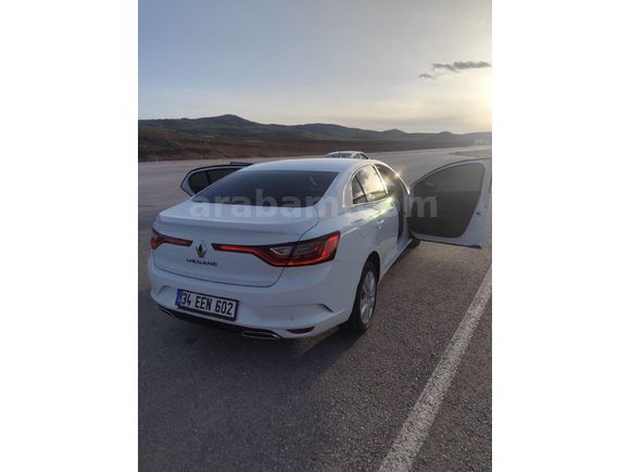 Sahibinden Renault Megane 1.3 TCe Joy 2021 Model