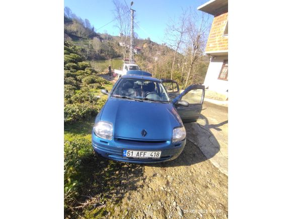 Sahibinden Renault Clio 1.4 RNA 2000 Model