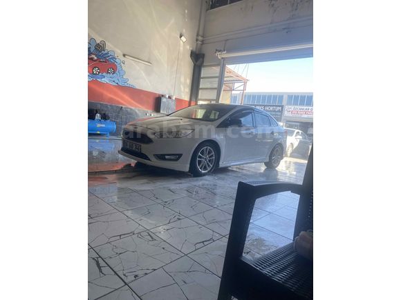 Sahibinden Ford Focus 1.5 TDCi Trend X 2015 Model 