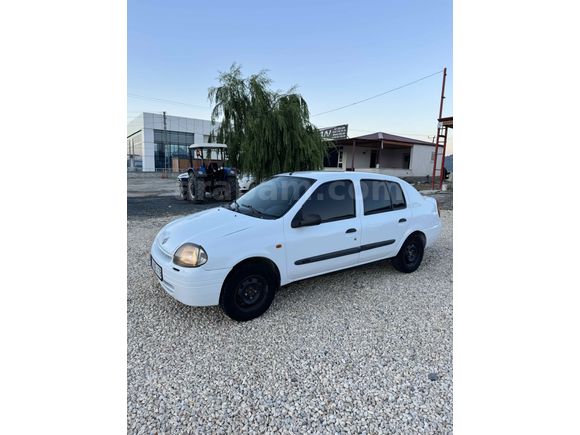 Galeriden Renault Clio 1.4 RNA 2001 Model Gaziantep