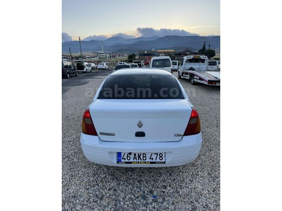Galeriden Renault Clio 1.4 RNA 2001 Model Gaziantep