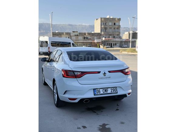 Sahibinden Renault Megane 1.5 Blue DCI Touch 2020 Model 