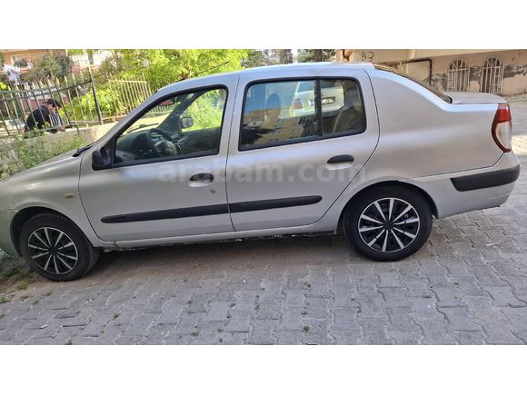 Sahibinden Renault Clio 1.4 Alize 2006 Model
