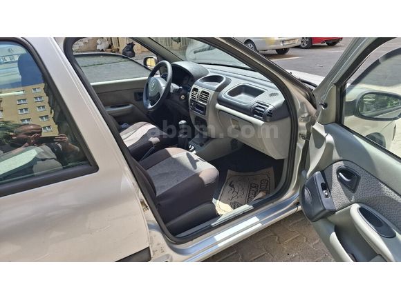 Sahibinden Renault Clio 1.4 Alize 2006 Model