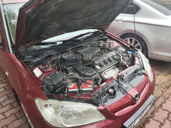 Sahibinden Honda Civic 1.6i VTEC LS 2004 Model
