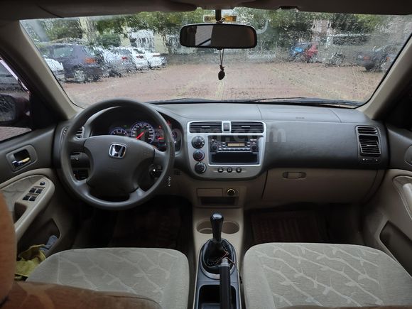 Sahibinden Honda Civic 1.6i VTEC LS 2004 Model