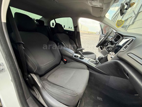 2018 MODEL MEGANE 4 OTOMATİK 1.5DCİ TESLA EKRAN