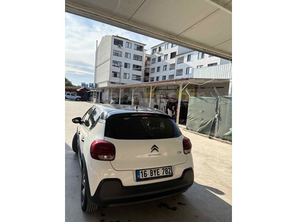 Sahibinden Citroen C3 1.2 PureTech Shine 2023 Model 