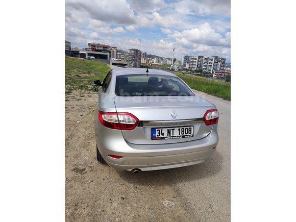 Sahibinden Temiz Fluence 1.5 dCi Touch 2015 Model