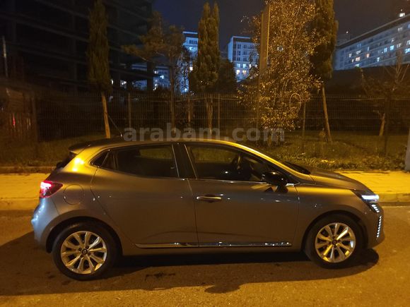 Sahibinden Renault Clio 1.0 TCe Evolution 2024 Model