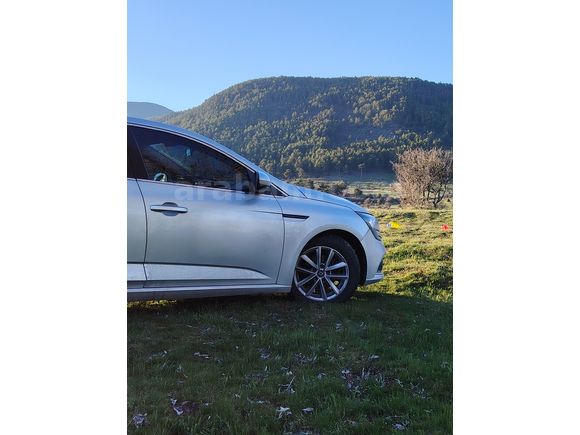 Sahibinden Renault Megane 1.5 dCi Touch 2019 Model 