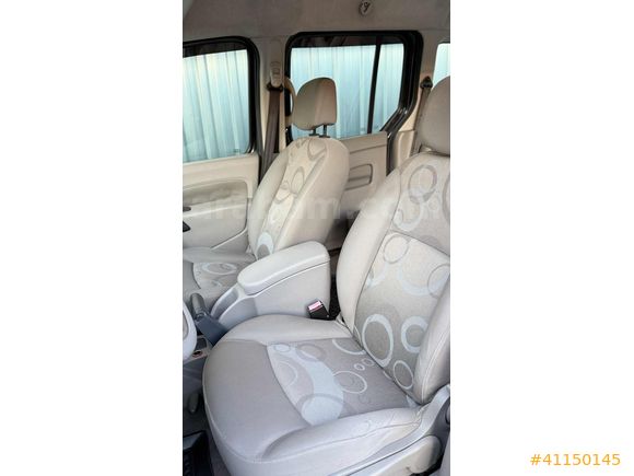 CNR OTOMOTİVDEN HATASIZ BOYASIZ DEGİŞENSİZ TEMİZ AİLE ARACI