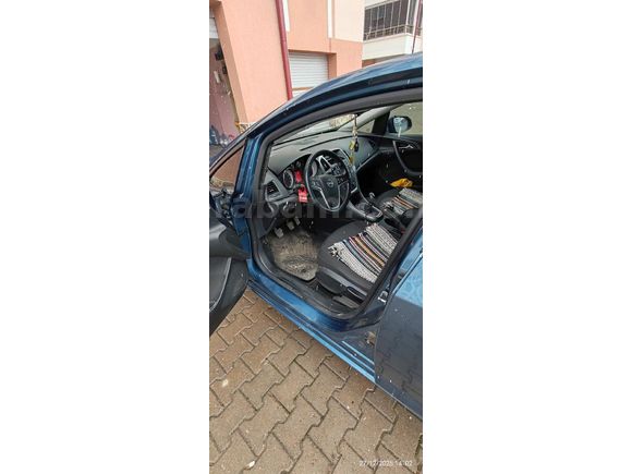 Sahibinden Opel Astra 1.6 Edition 2016 Model Sivas 124.500 km Mavi