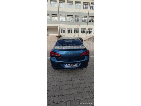 Sahibinden Opel Astra 1.6 Edition 2016 Model Sivas 124.500 km Mavi