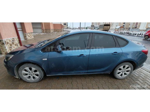 Sahibinden Opel Astra 1.6 Edition 2016 Model Sivas 124.500 km Mavi