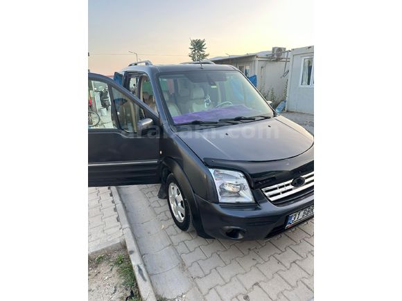 Sahibinden Ford Tourneo Connect 1.8 TDCI GLX 2010 Model